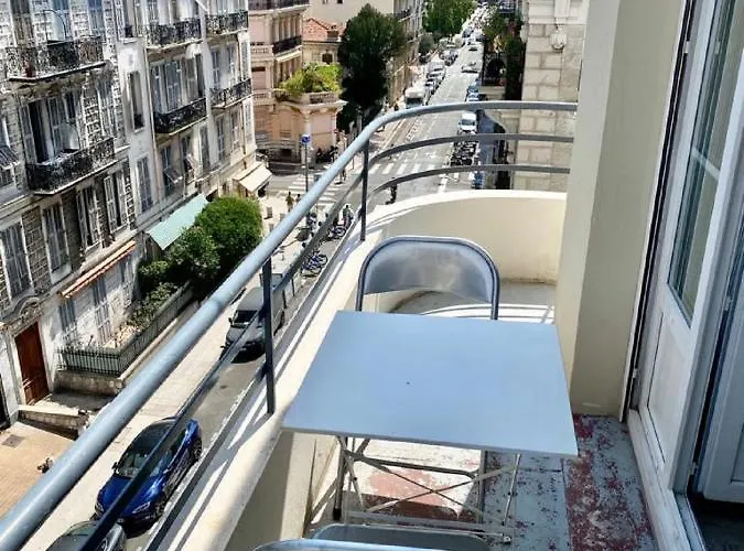 Central Rossini Flat With Balcony