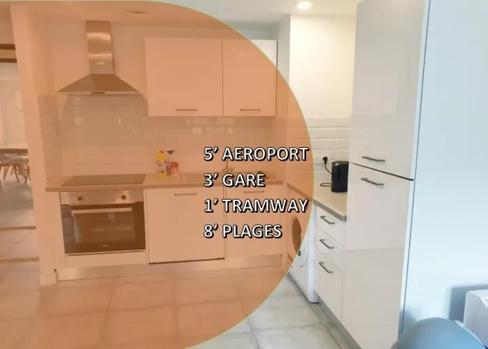 Appartements Renove 2023 Proche Aeroport 5Min, Gare Sncf 2 Min, Tramway Au Pied De L\'Immeuble , Parking Possible, Renovated Apartments 2023 Near The Airport 5 Min, Train Station 2 Min, Tram Next To The Building 1 Min, Parking Possible