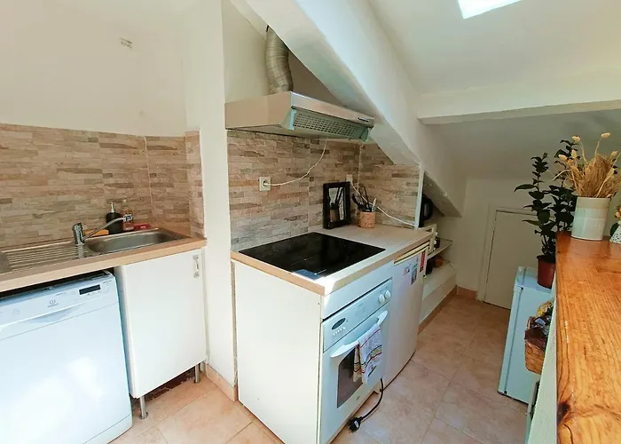 Rmb - T2 Au Dernier Etage Au Coeur De Nice