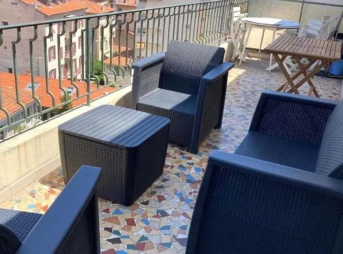 Nice Studio 26M2 Avec Terrasse 16M2