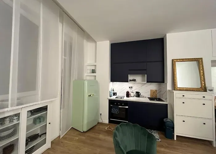 Charming 1 Bed Flat In Nice, 300M From Beach