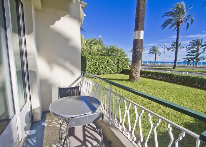 Garden Floor Condo With Promenade Sea View