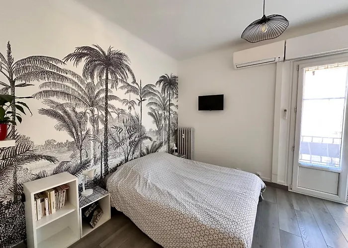 Studios Climatises Proche Mer