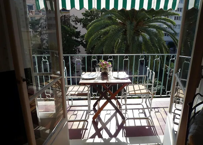 Centre, Deux Pieces, Calme, Terrasse Plein Sud