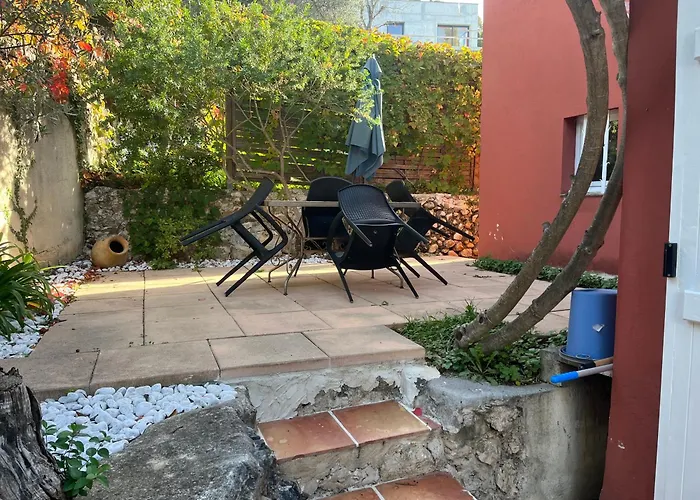 Petit Paradis 10 Rue Henry De Bournazel 06300 Nice