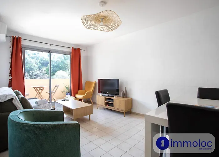Apartment T2 With Terrace Sea View