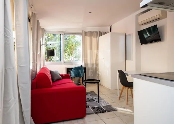 Studio Cassin - Next To Tramway Line 2 Near Airport