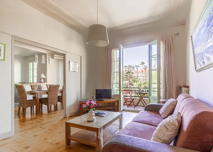 Apartment Le Victor Hugo By Interhome