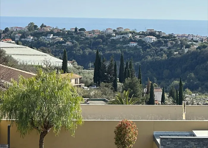 Villa De Charme 6 Pieces Avec Vue Mer Sur Les Hauteurs De Nice