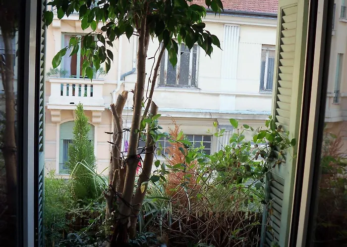 Arome Hotel