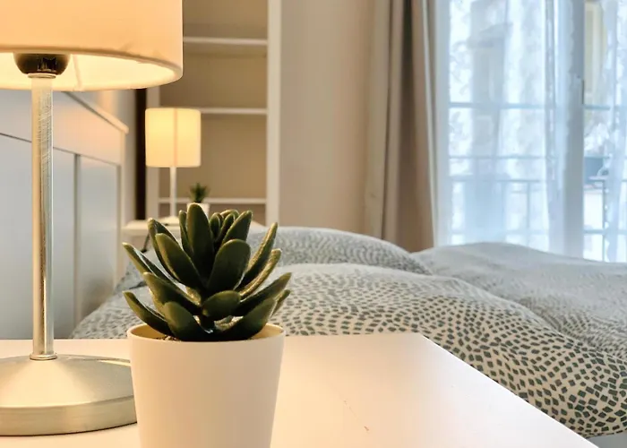 Chic & Spacious Getaway In Nice - 10Min To Beach