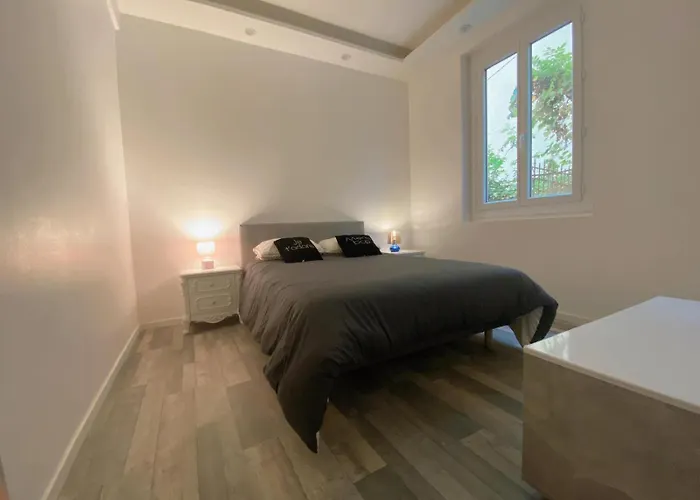 Quiet Apartment With Little Garden