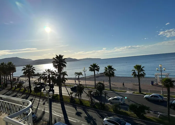 Beach Front, Superbe Appartement Pour 4 Personnes