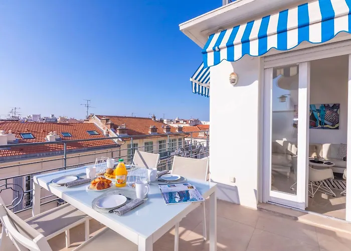 Rooftop At Palais De La Buffa - Happy Rentals