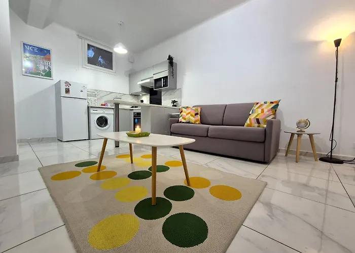 Studio Renove Au Centre Ville