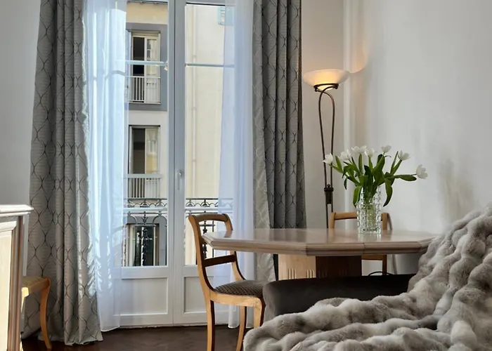 Appartement Au Coeur De Nice