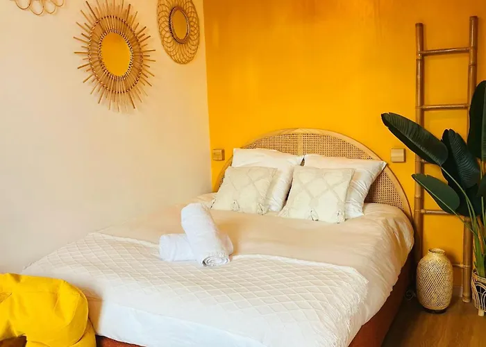Studio Renove Climatise Tout Confort - Lit Queen Size - Emplacement Ideal Pres Des Plages