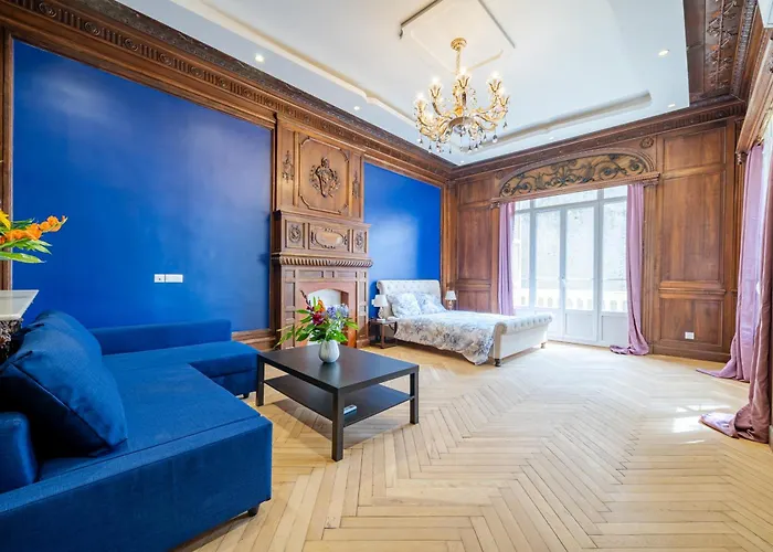 2P Dans Luxueuse Villa