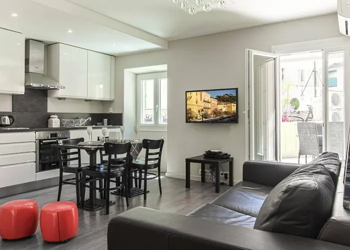 Joffre 9 - Near Massena Square - Terrace