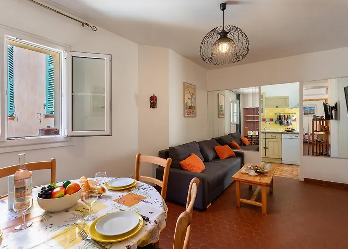 Vue Rossetti Ap4465 By Riviera Holiday Homes