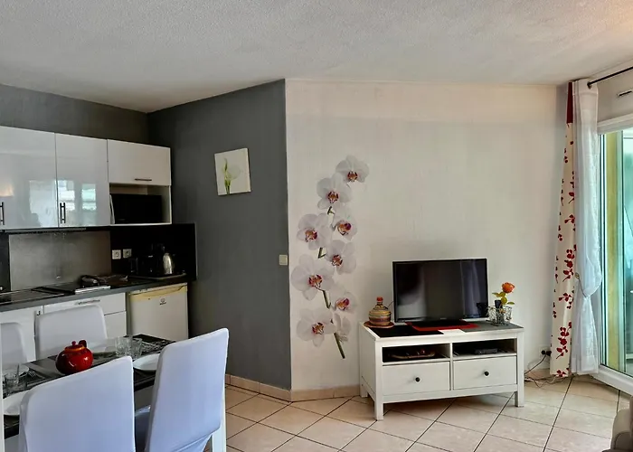 Beautiful 2-Room Apartment