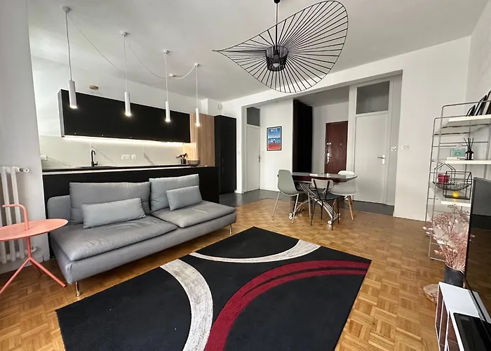 T2 53M2 Quartier Liberation Proche Arret De Tram