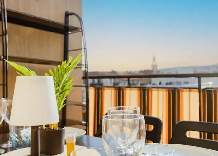 Studio Terrace Ac Lift - Old Town | By Airnest