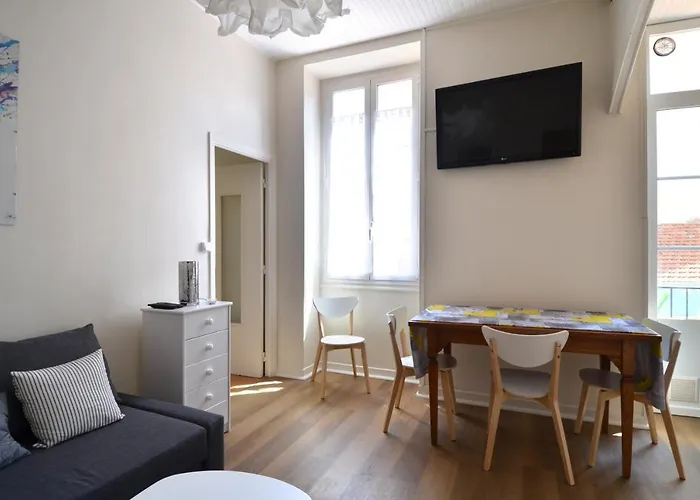 Superbe Appartement 5 Personnes Plein Coeur Centre-Ville Quartier Du Port De Nice