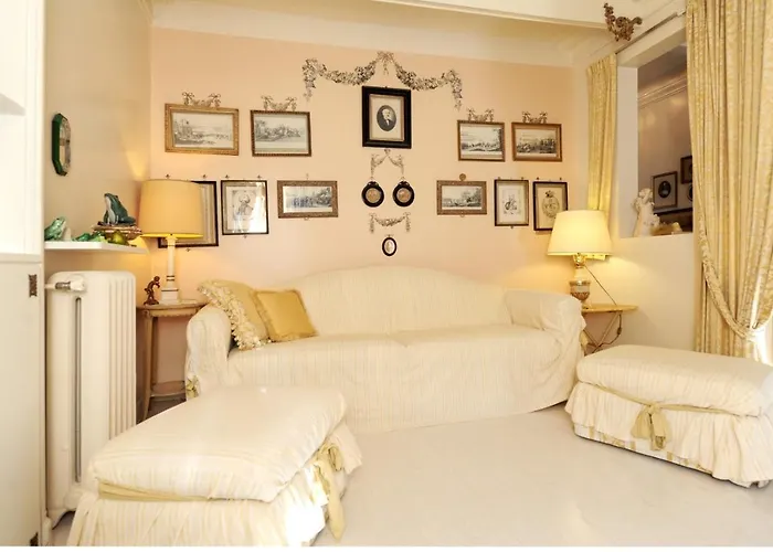 Imperial Res. Negresco Five Stars Holiday House