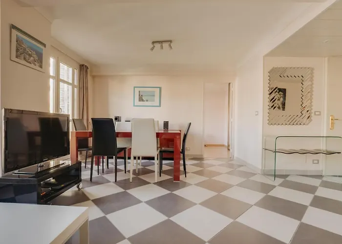 Charming Flat In The Middle Of Nice