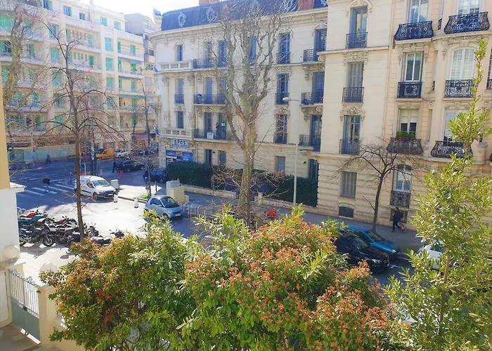 Baie Des Anges Duplex 205