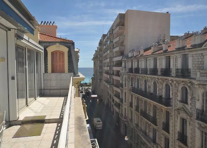 Appartement Duplex Rue Congres Centre Ville