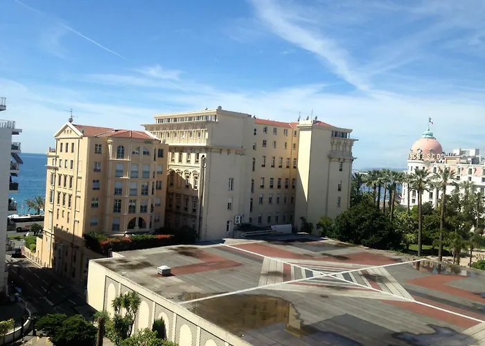 Vue mer et Negresco.