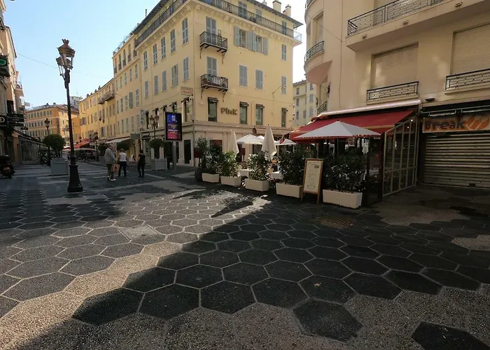 Royal Promenade