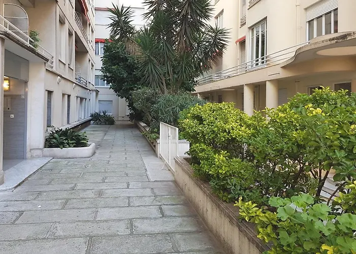 Nice Centre - Apartment With Balcony And Stunning Sea View!