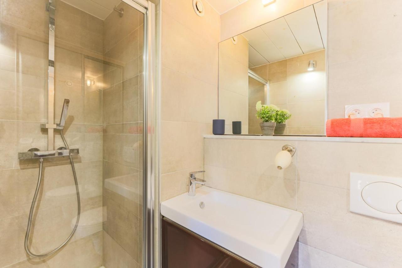 The Liberty Ap4200 By Riviera Homes Apartment *