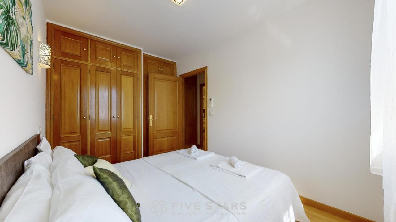 Zhara Five Stars Holiday House - Generale Apartment *