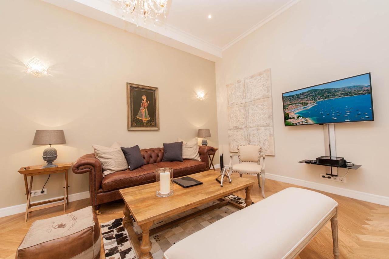 Appartement Sunlight - Cristal - Old Town Area, 3 Bedrooms, Stunning Nice