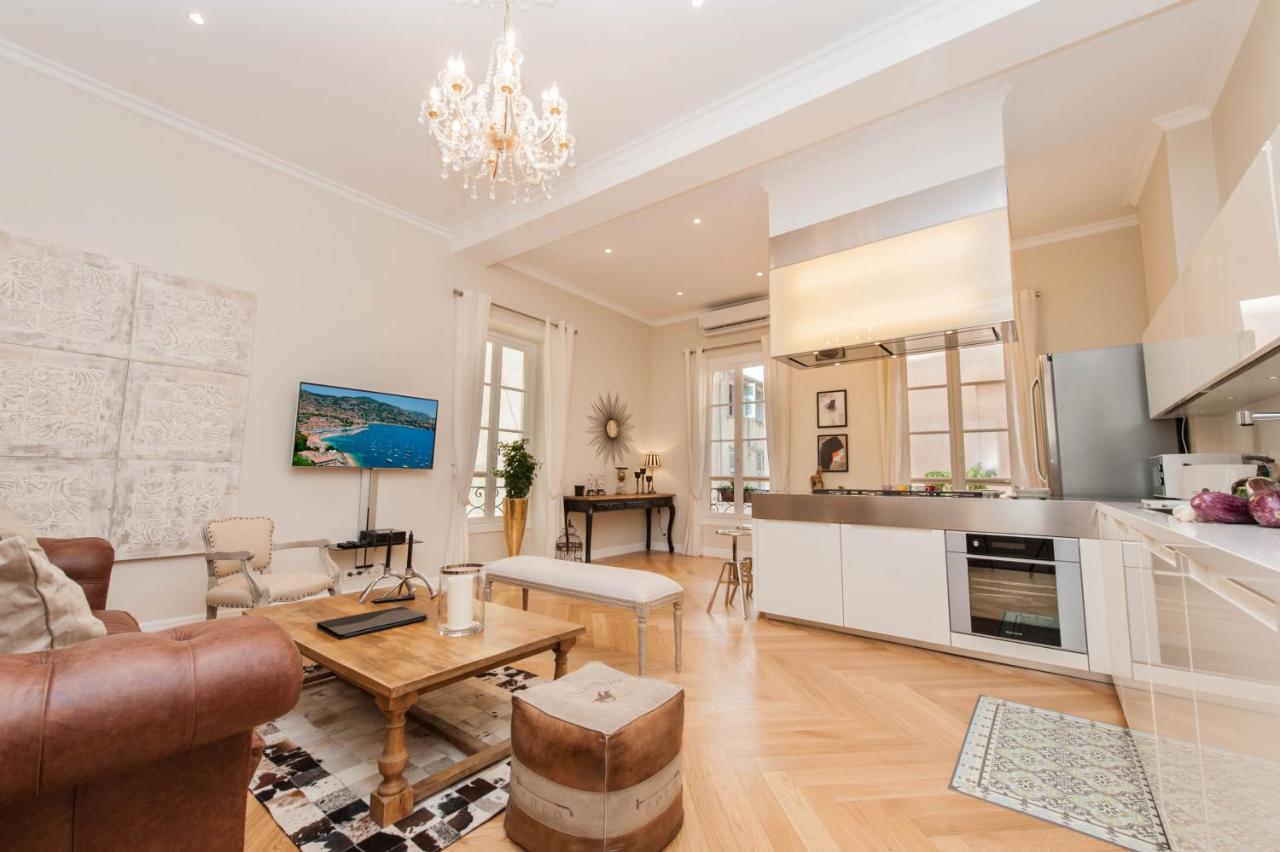 Sunlight - Cristal - Old Town Area, 3 Bedrooms, Stunning