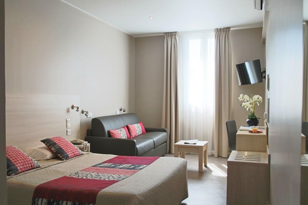Hotel Helvetique Nice