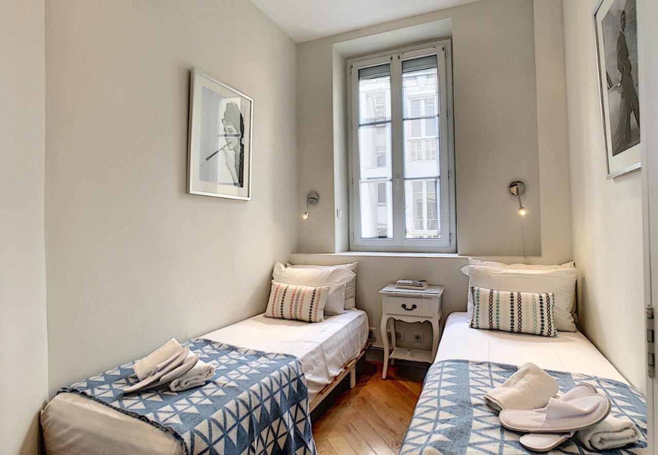 Nestor&jeeves - Elegance Riviera - - Close Sea