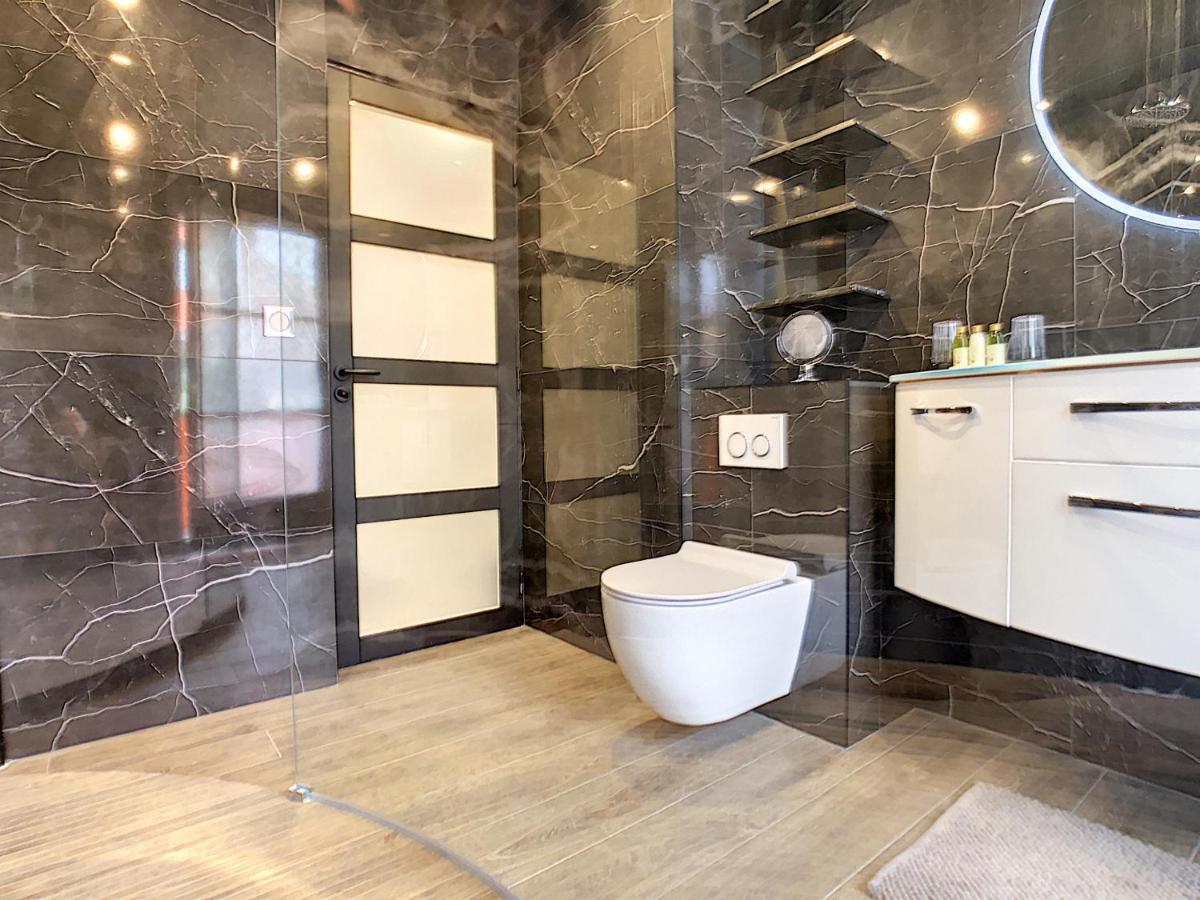 Nestor&jeeves - Lou Francescan - Old Town - Close Sea - Place St Francois Apartment *