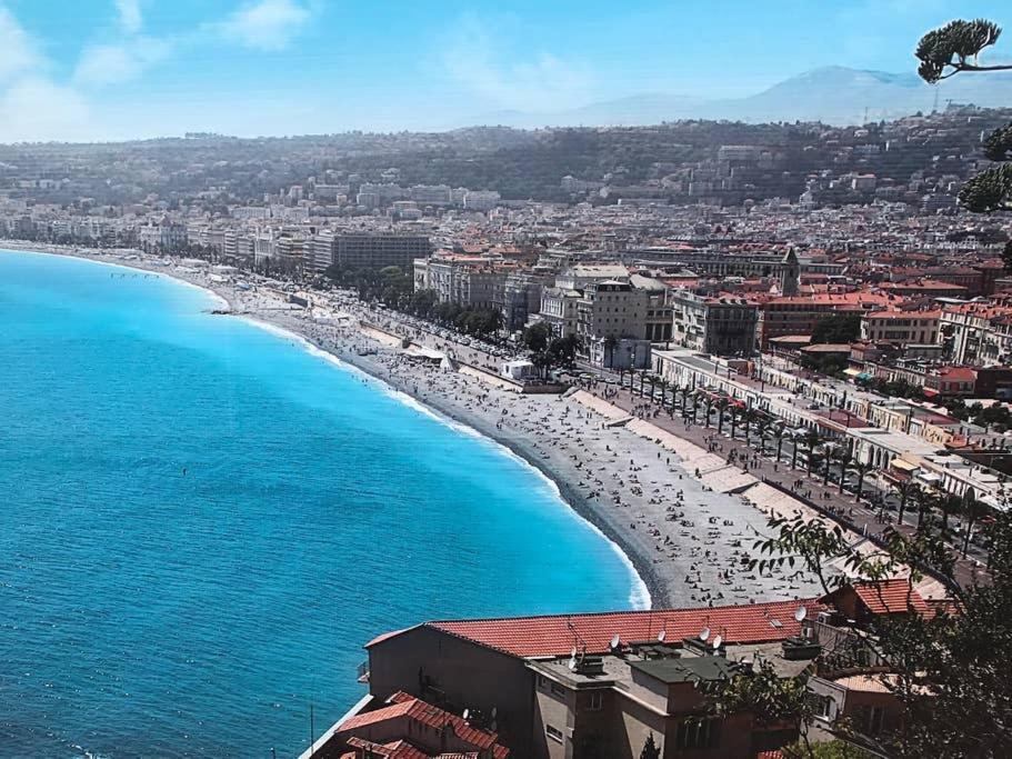 Super Loft With Terrasse In The Heart Of Nice