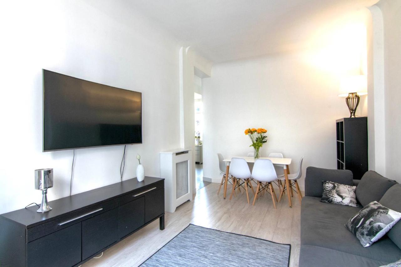 Apartment Estienne D'orves