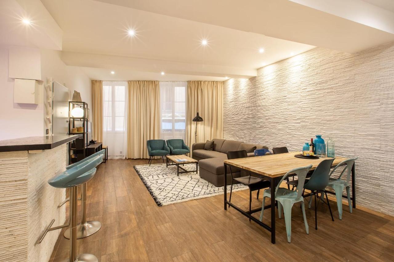 Apartment Coulee Verte 2 Bedrooms In The Old Town At 5 Min From The Sea