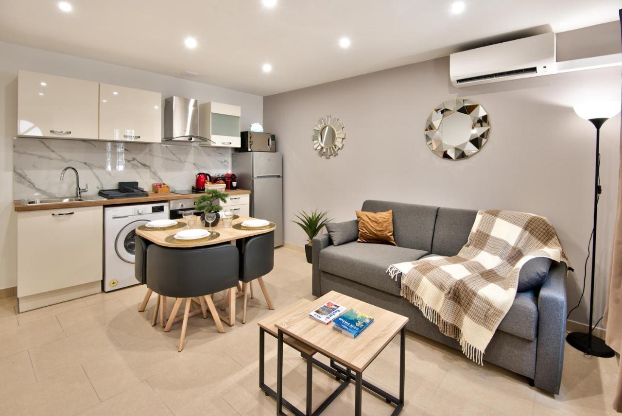 Apartment - Centre -