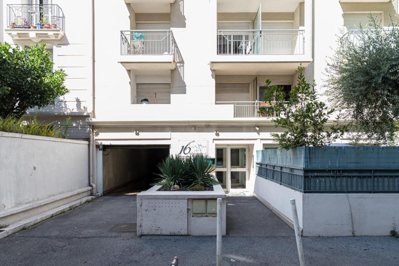 Apartment Comfortable 1 Bdr Downtown - Ac & Parking *