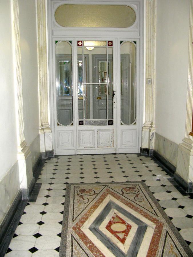 Place Wilson Apartment
