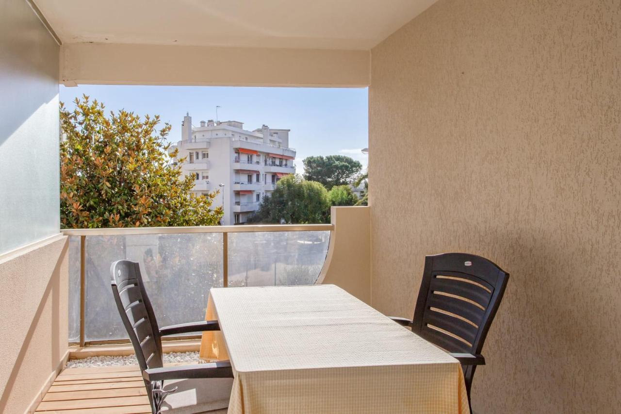 Classy Studio With Ac And Seaview Balcony In Near - Welkeys Nice