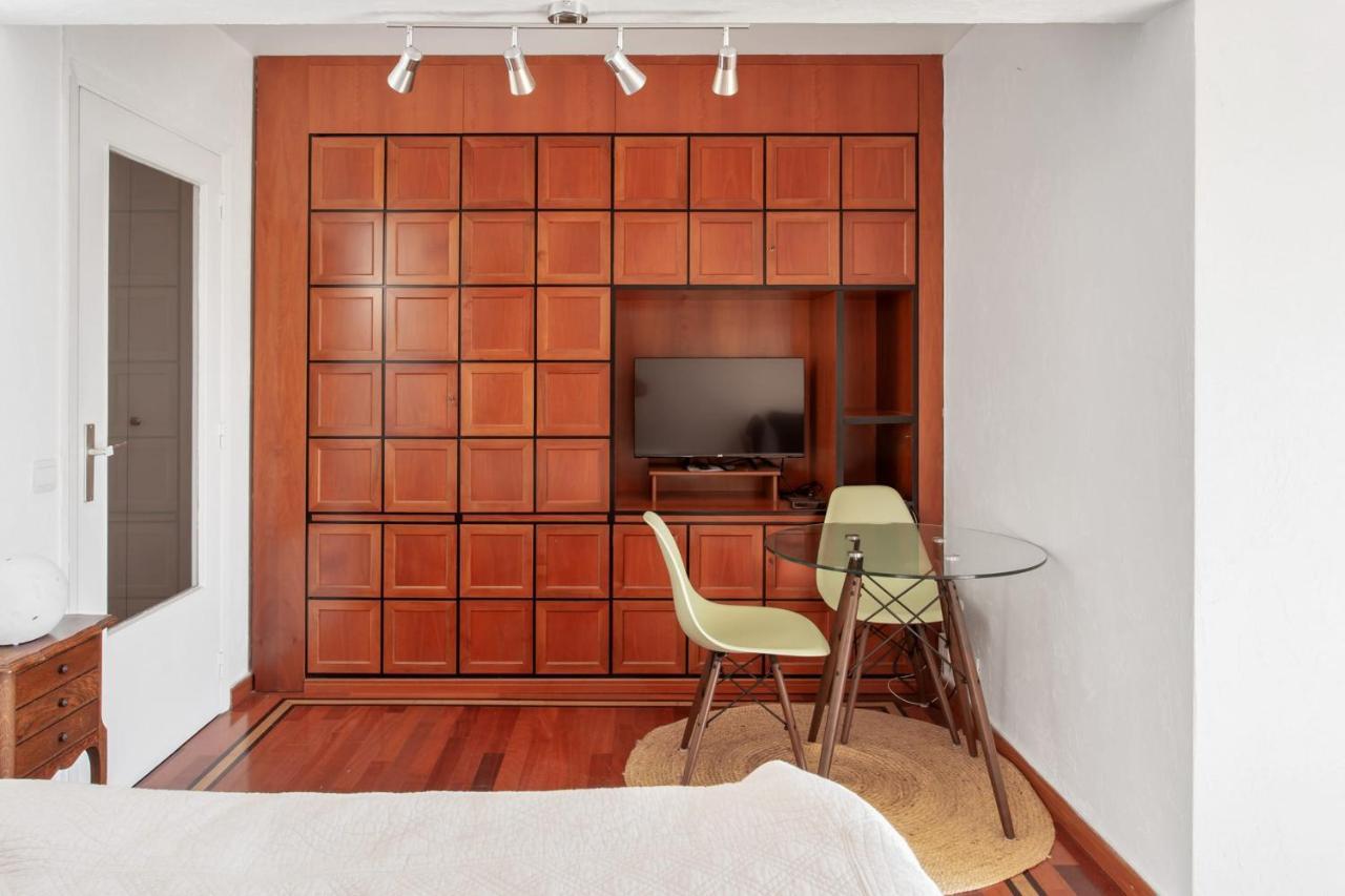 Apartment Classy Studio With Ac And Seaview Balcony In Near - Welkeys